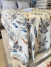 Mavi Detaylı Çiçek Desenli Tek Kişilik Pike – 160x240 cm | Ferahlatıcı Tasarım, Hafif Konfor